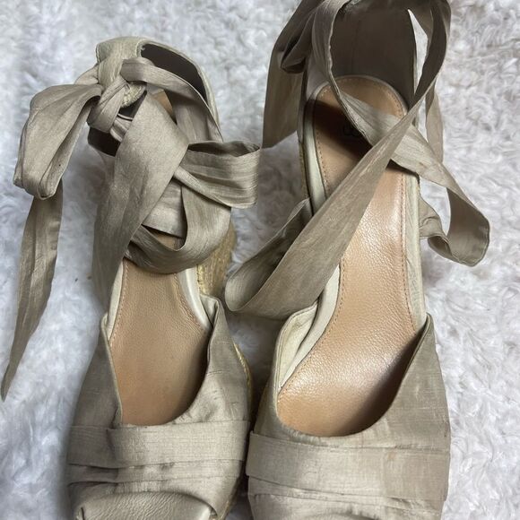 Ugg textile & leather khaki &beige espadrilles platform wedge sandals SZ12 - Picture 14 of 14